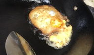 煎鸡蛋视频,煎鸡蛋的简单步骤与技巧揭秘